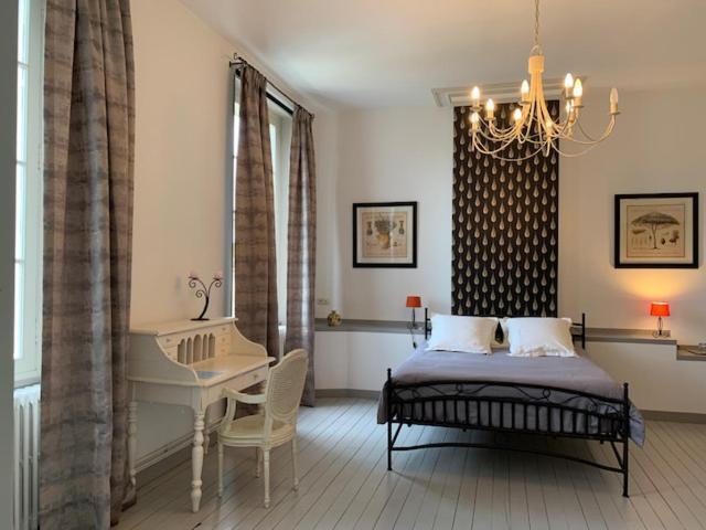 Saint-Symphorien  Domaine De La Hure מראה חיצוני תמונה